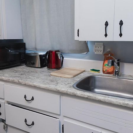 Avenir Centre Suite - Near Nbcc, Moncton Hospital, Airport Bagian luar foto