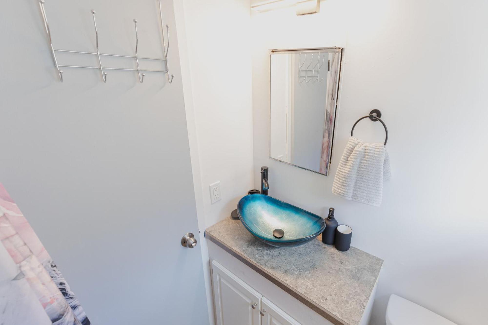 Avenir Centre Suite - Near Nbcc, Moncton Hospital, Airport Bagian luar foto